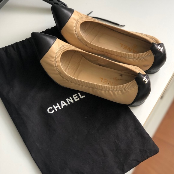 Chanel Bicolor Flats - Picture 3 of 3